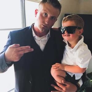 Meet your Posher, Tristan